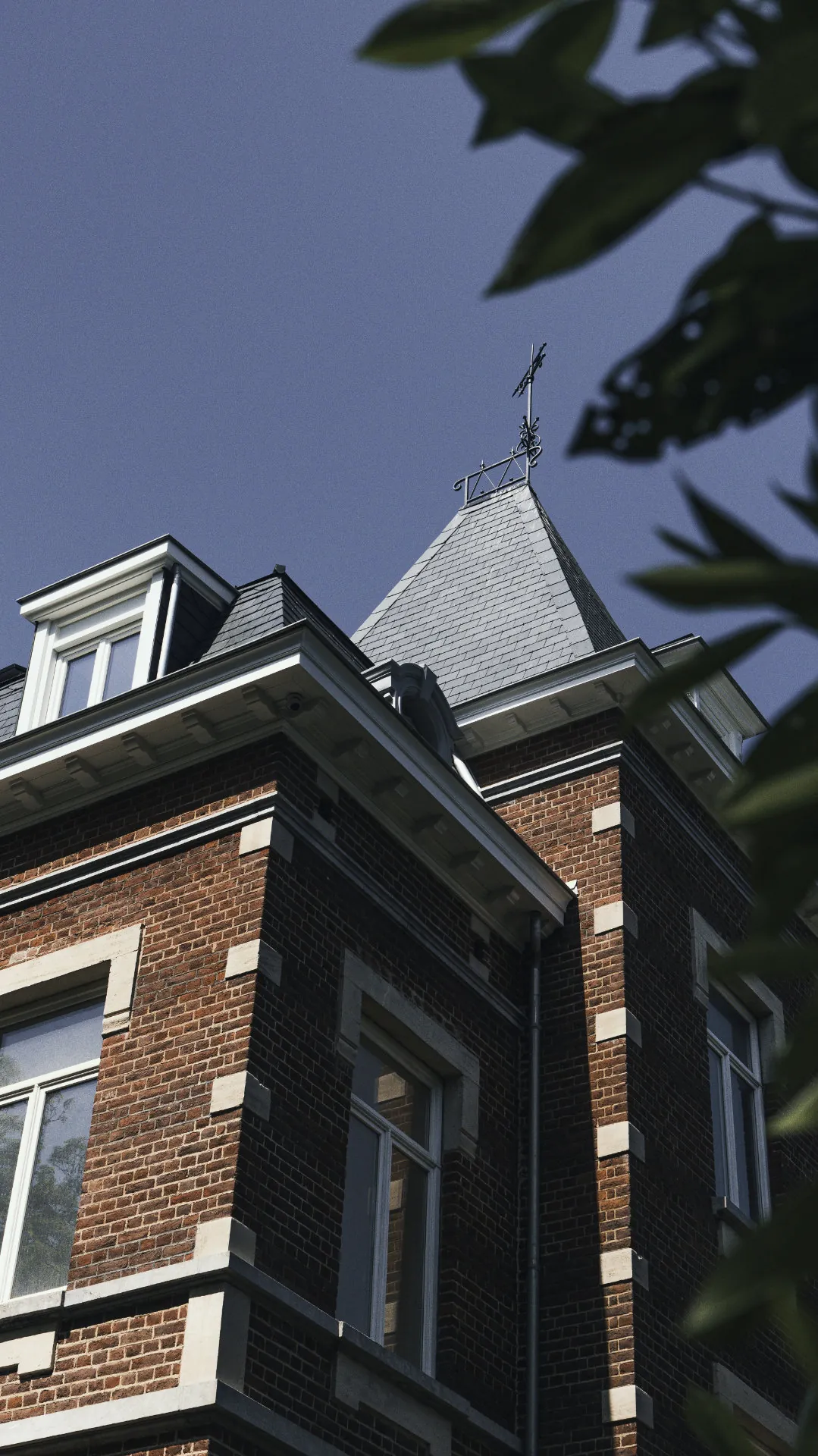 DUSSELDORF – PICS-100